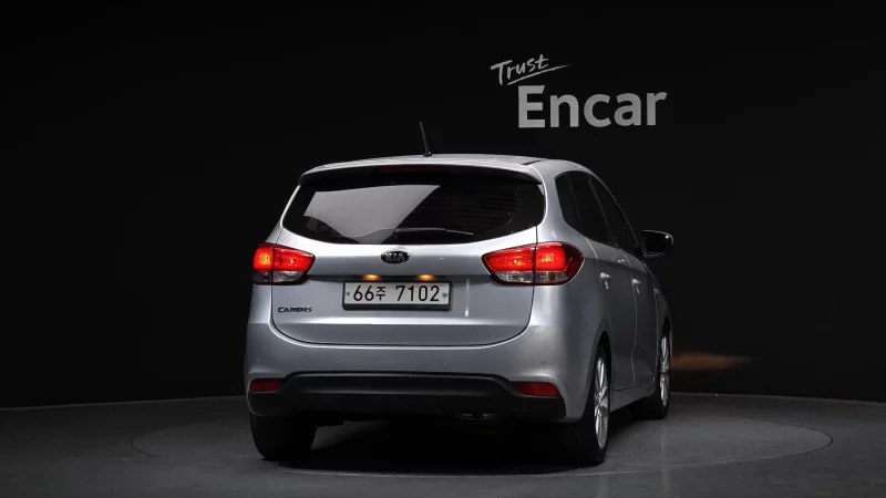 Kia Carens