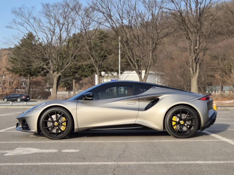 Lotus EMIRA