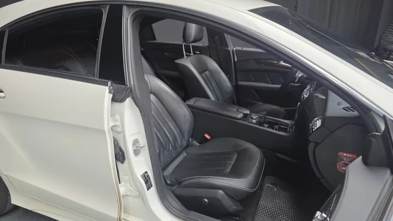 Mercedes-Benz CLS-Class