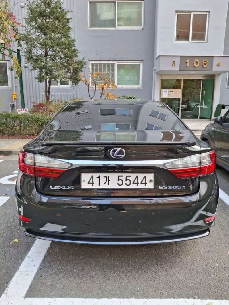 Lexus ES300h