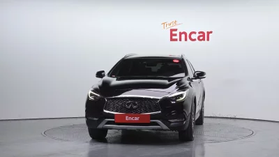 Infiniti QX30