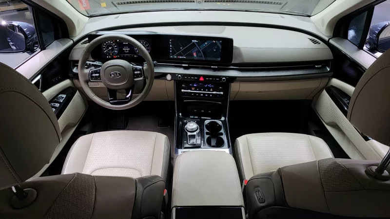 Kia Carnival