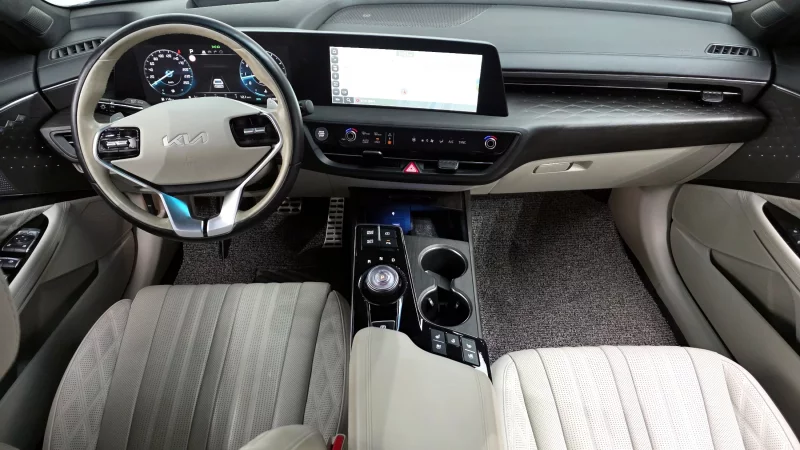 Kia K8