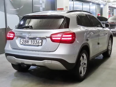 Mercedes-Benz GLA-Class