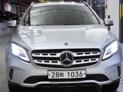Mercedes-Benz GLA-Class