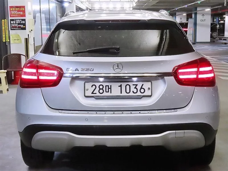 Mercedes-Benz GLA-Class