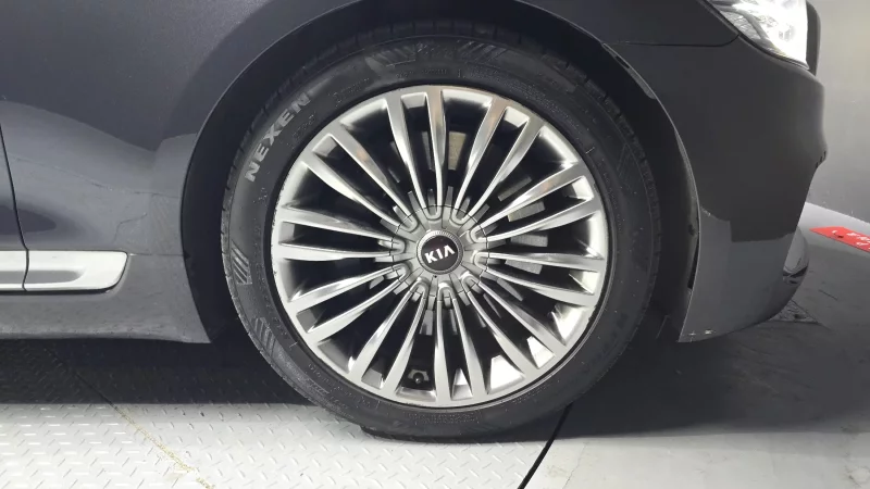 Kia K9