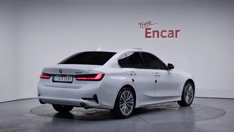 BMW 3-Series