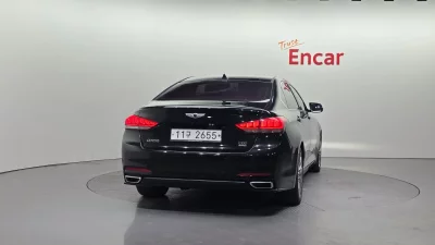 Hyundai Genesis