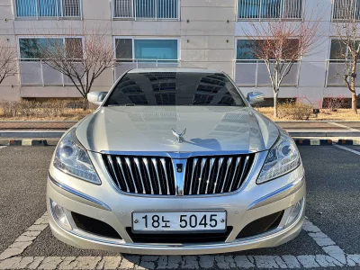 Hyundai Equus