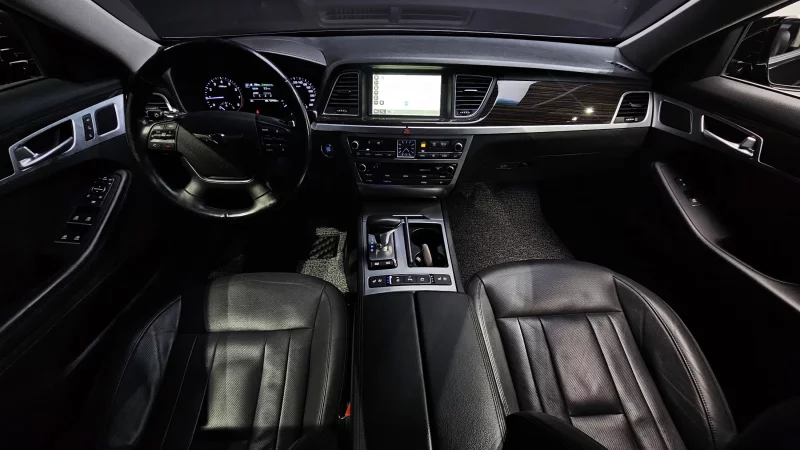Genesis G80