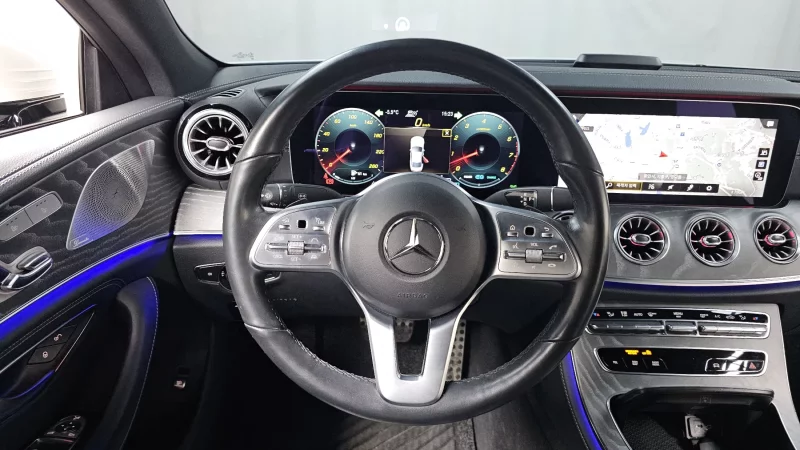 Mercedes-Benz CLS-Class