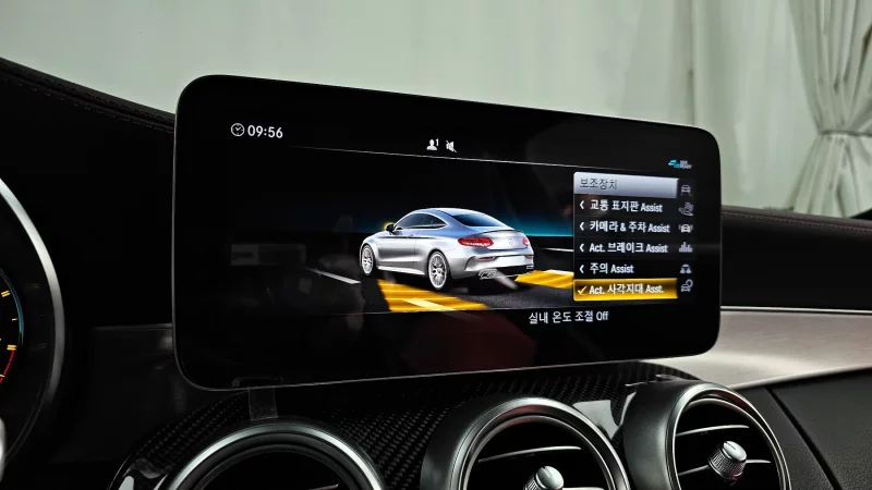 Mercedes-Benz C-Class