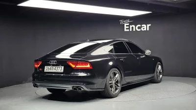 Audi S7