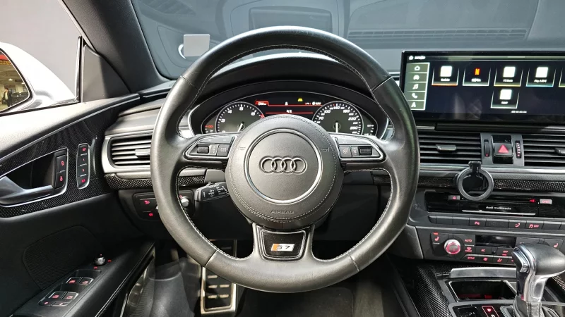 Audi S7