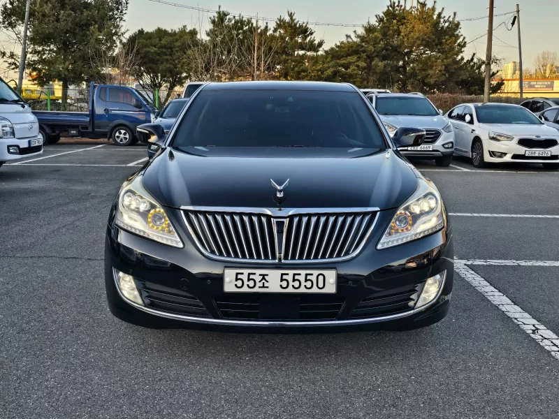 Hyundai Equus