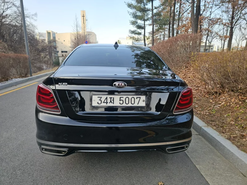 Kia K9