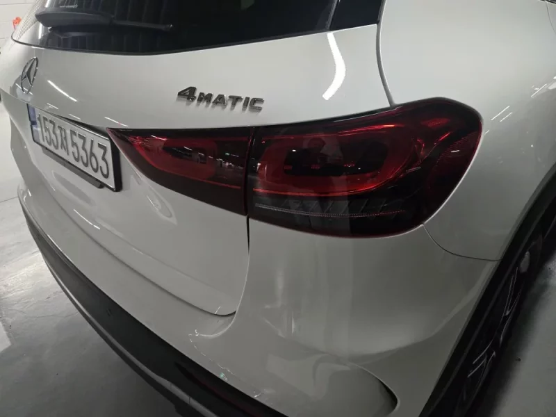 Mercedes-Benz GLA-Class