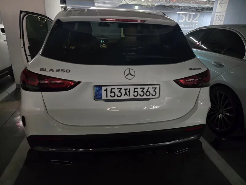 Mercedes-Benz GLA-Class