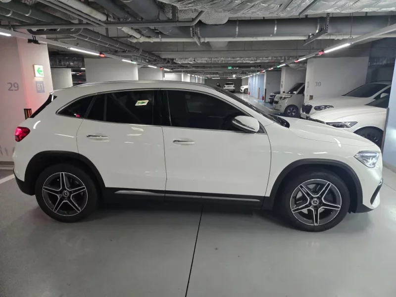 Mercedes-Benz GLA-Class