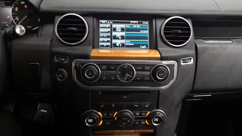 Land Rover DISCOVERY