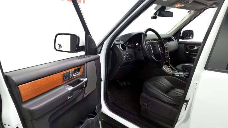 Land Rover DISCOVERY