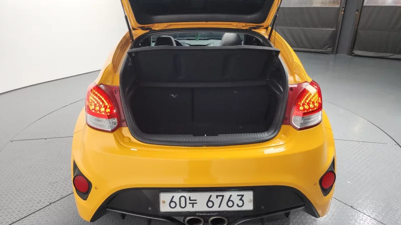 Hyundai Veloster