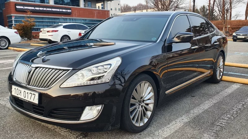 Hyundai Equus