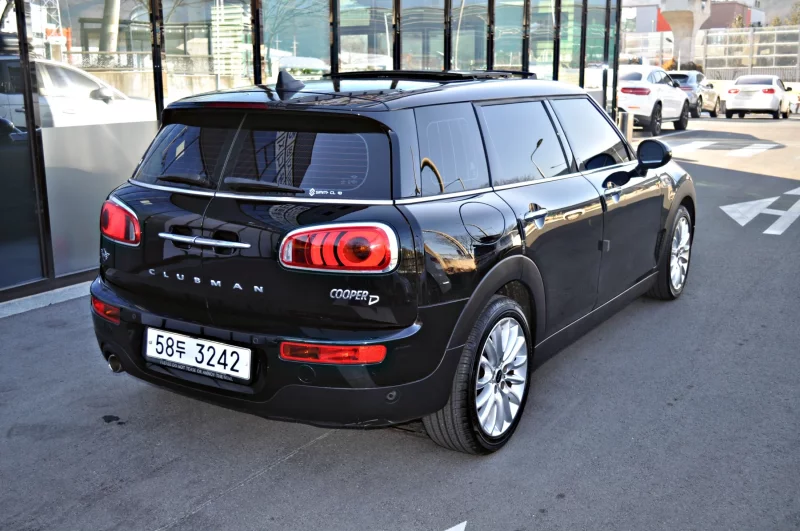 MINI Clubman