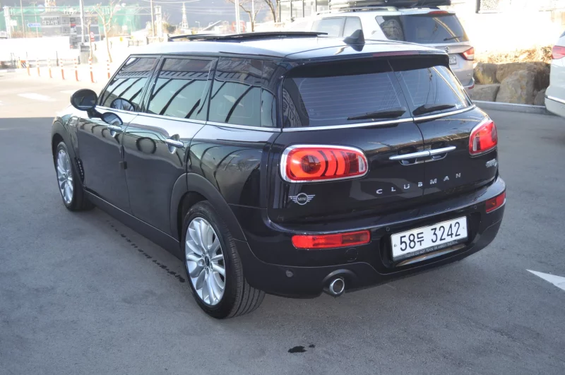 MINI Clubman