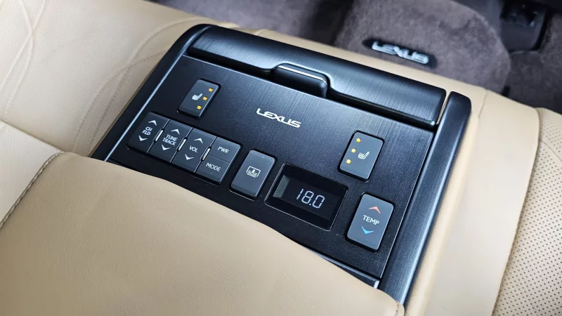 Lexus ES300h