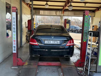 Hyundai Equus