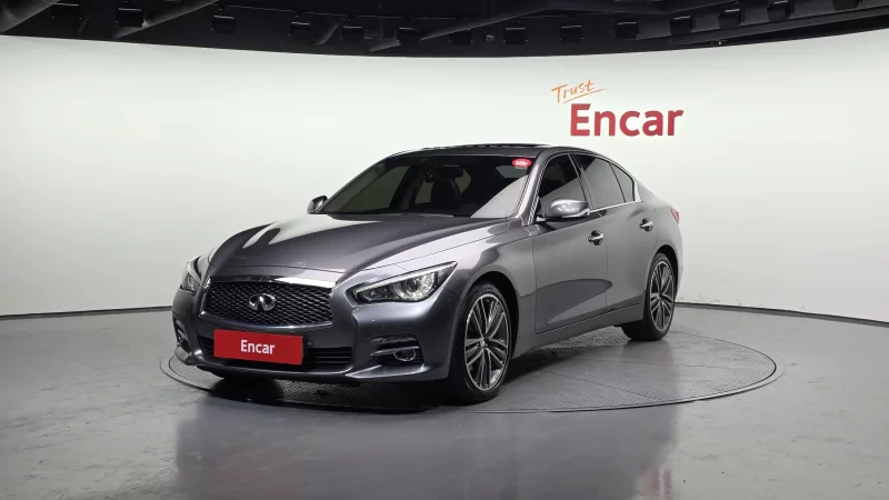Infiniti Q50