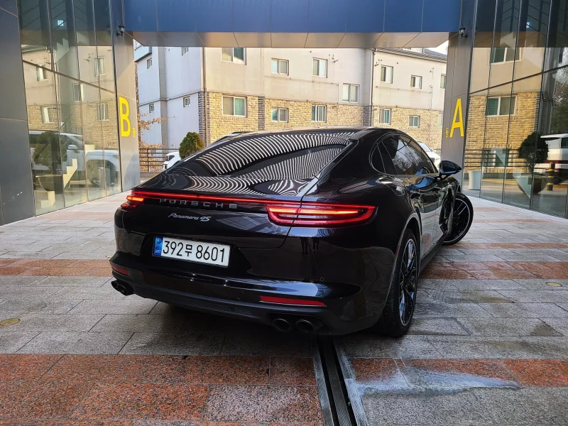 Porsche PANAMERA
