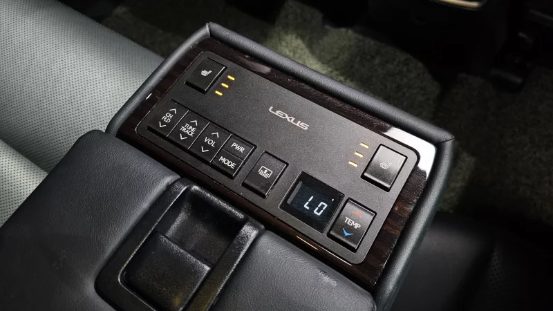 Lexus ES300h