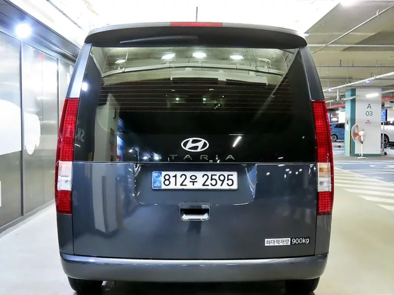 Hyundai Staria