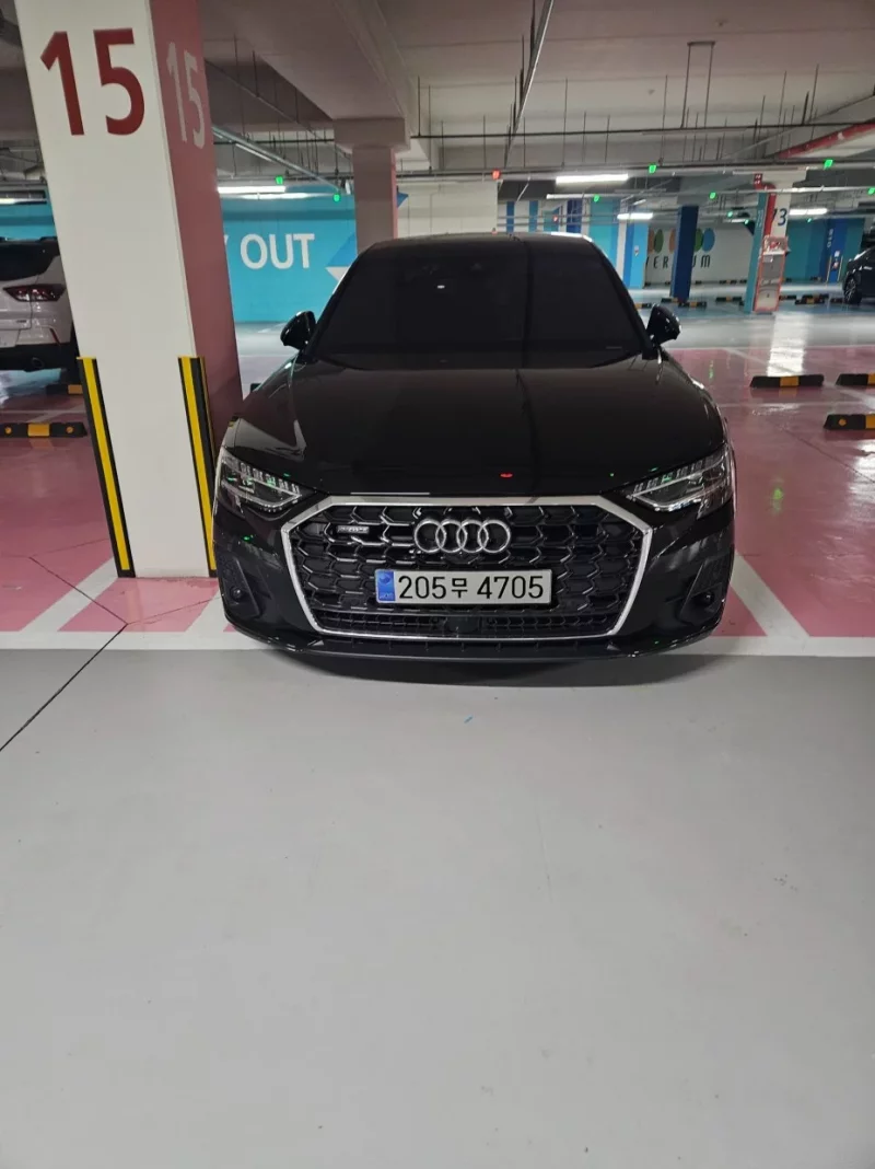 Audi A8