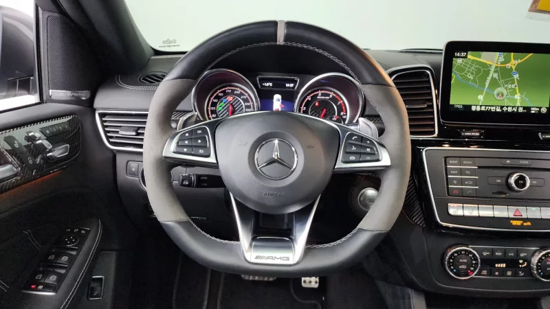 Mercedes-Benz GLE-Class