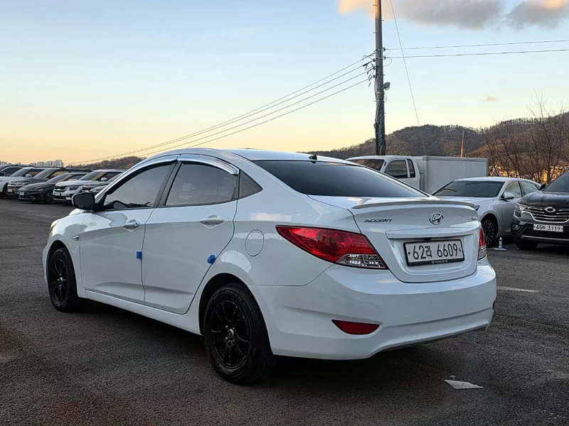 Hyundai Accent