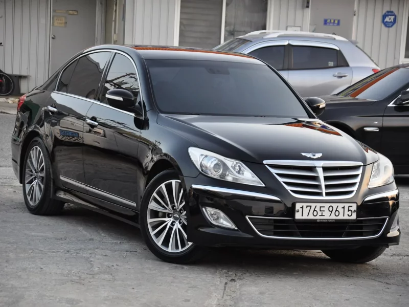 Hyundai Genesis