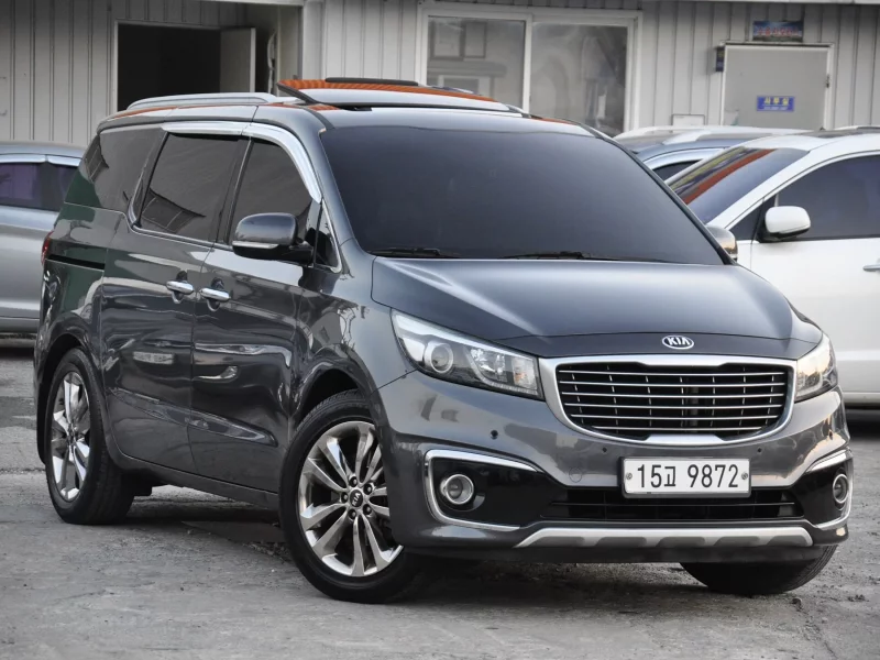 Kia Carnival