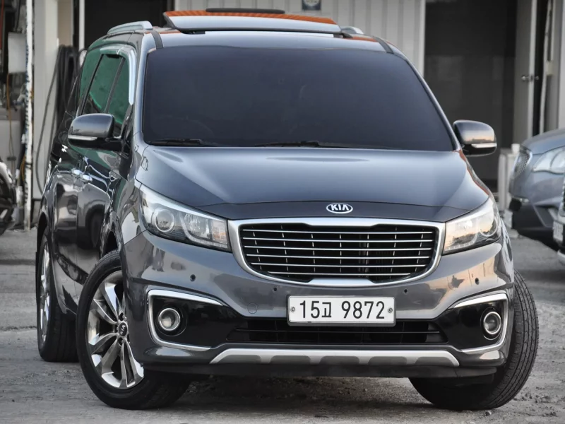 Kia Carnival