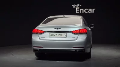 Hyundai Genesis