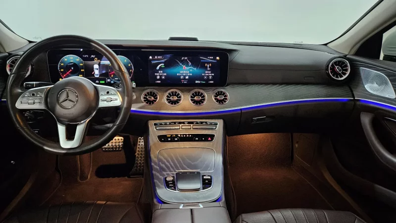 Mercedes-Benz CLS-Class