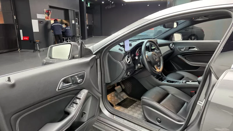 Mercedes-Benz CLA-Class