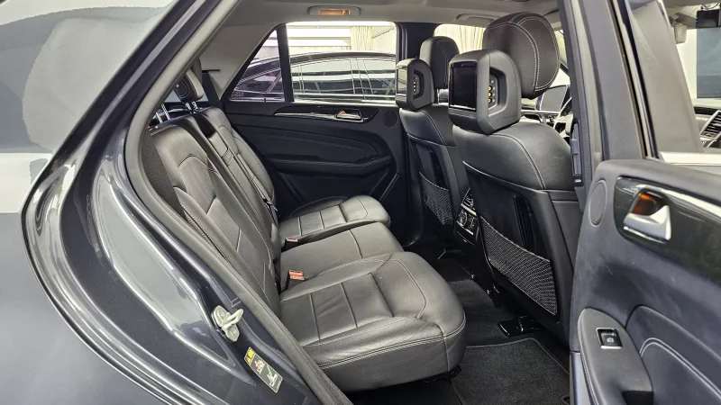 Mercedes-Benz M-class