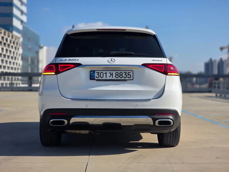 Mercedes-Benz GLE-Class