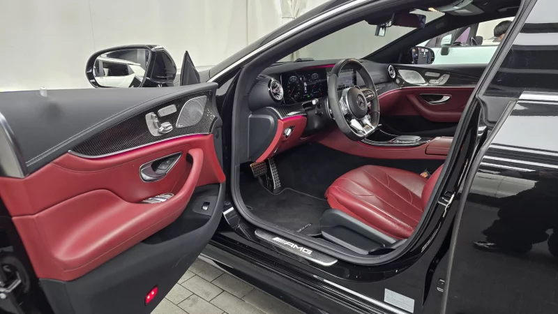 Mercedes-Benz CLS-Class