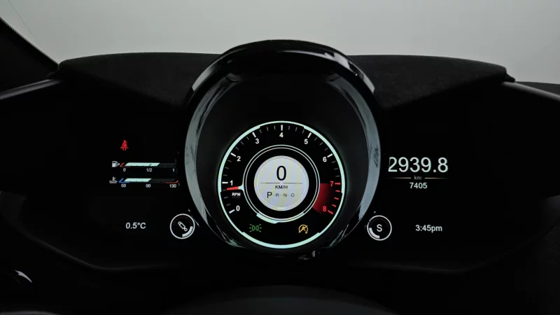 Aston Martin VANTAGE