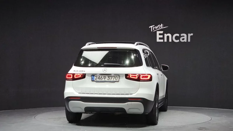 Mercedes-Benz GLB-Class